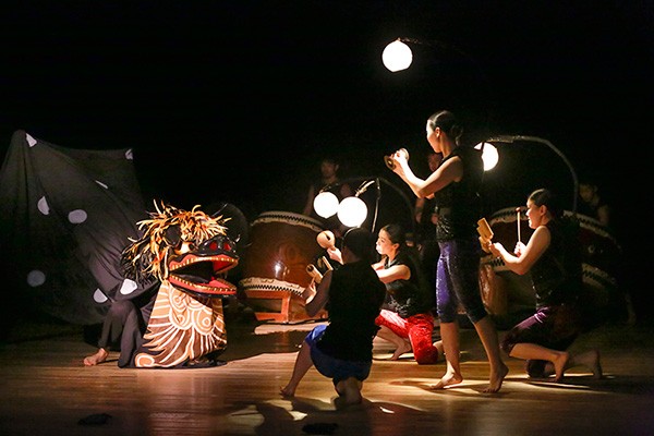 Kodo performers on stage.